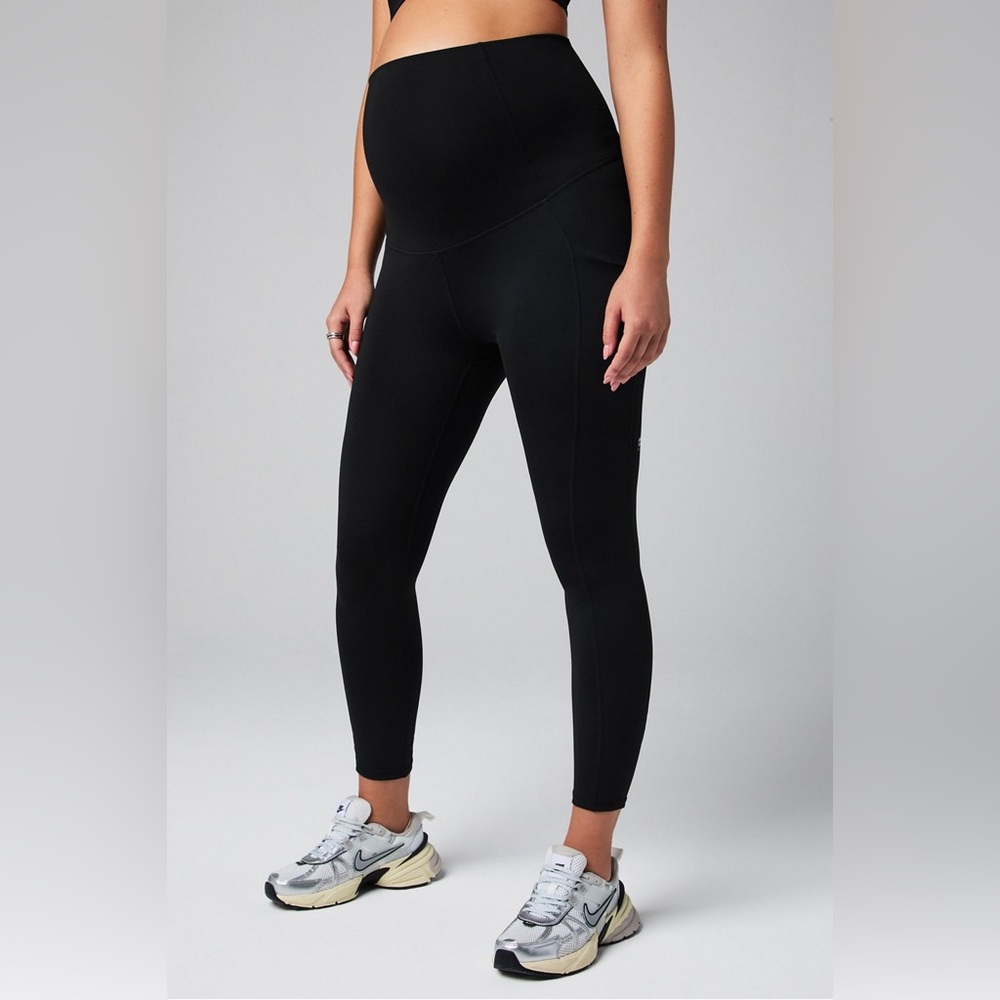NWT Fabletics High Waisted Maternity 7/8 Leggings
